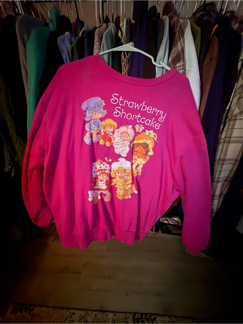 Strawberry Shortcake Graphic Oversized Crewneck Sweater M - Hot Pink